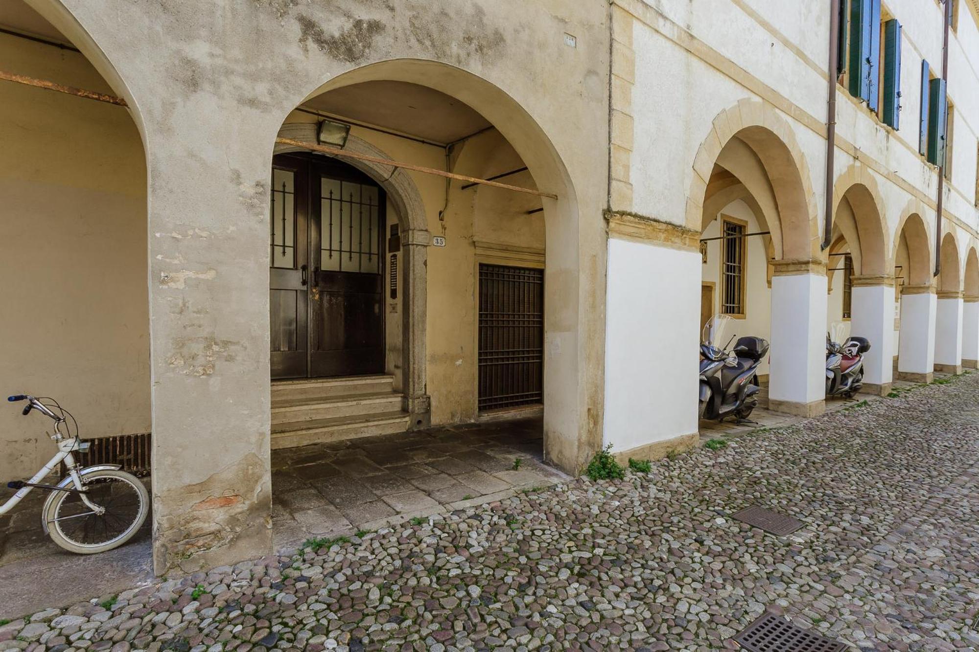 Yourbanflat Clock Tower Padova Eksteriør bilde
